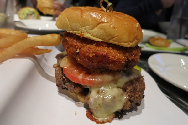 Mac N Cheese Burger at Kings Rosemont