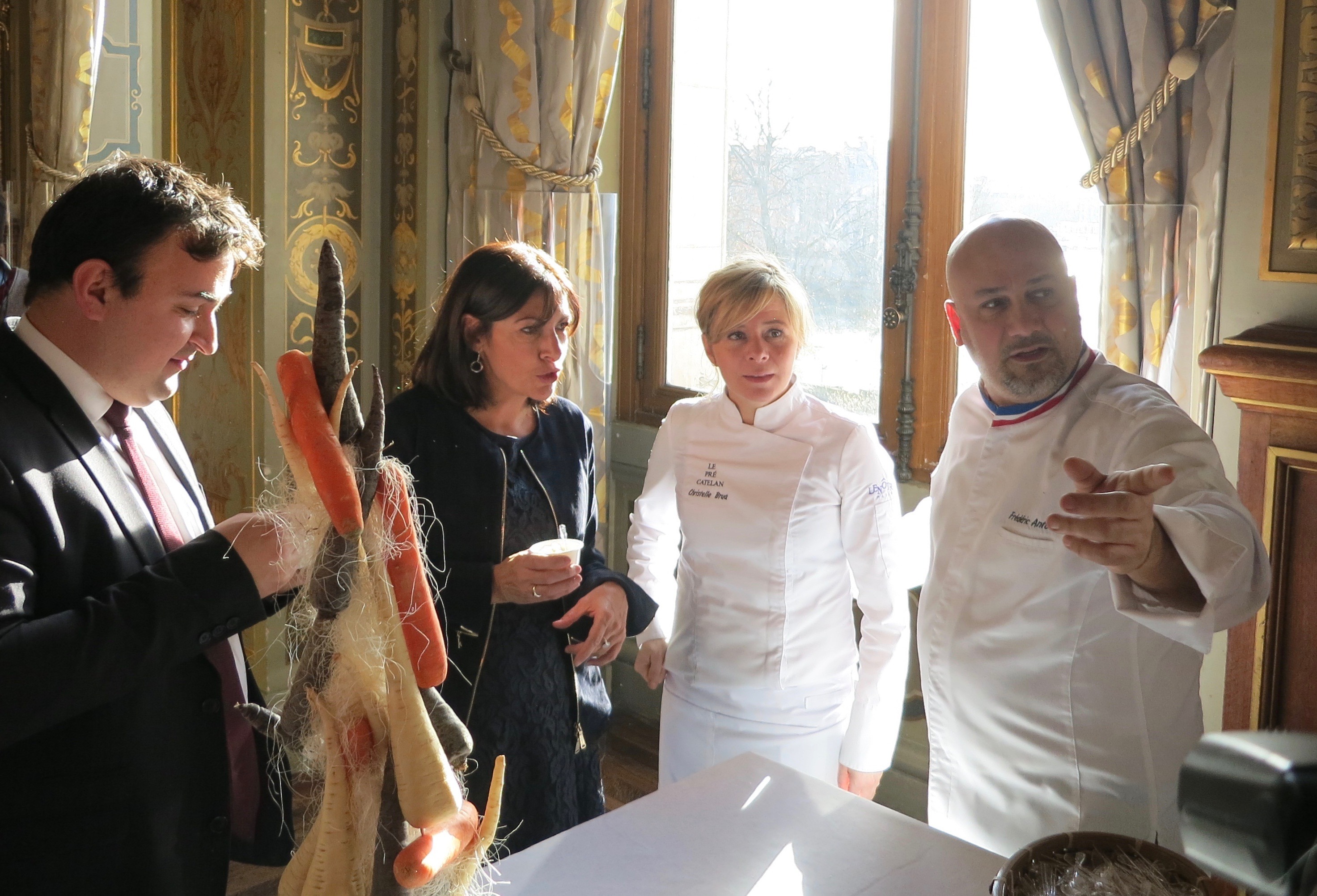 Paris Mayor Anne Hildago Meeting the Chefs