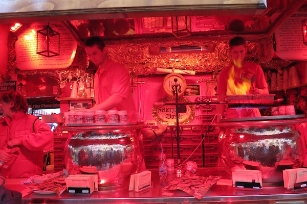 feuerzangenbowle-fire-tongs-punch-nuremberg-christmas-market-germany-food-travelist
